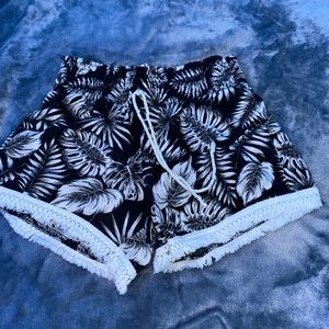 black and white hawaiian sleep shorts
